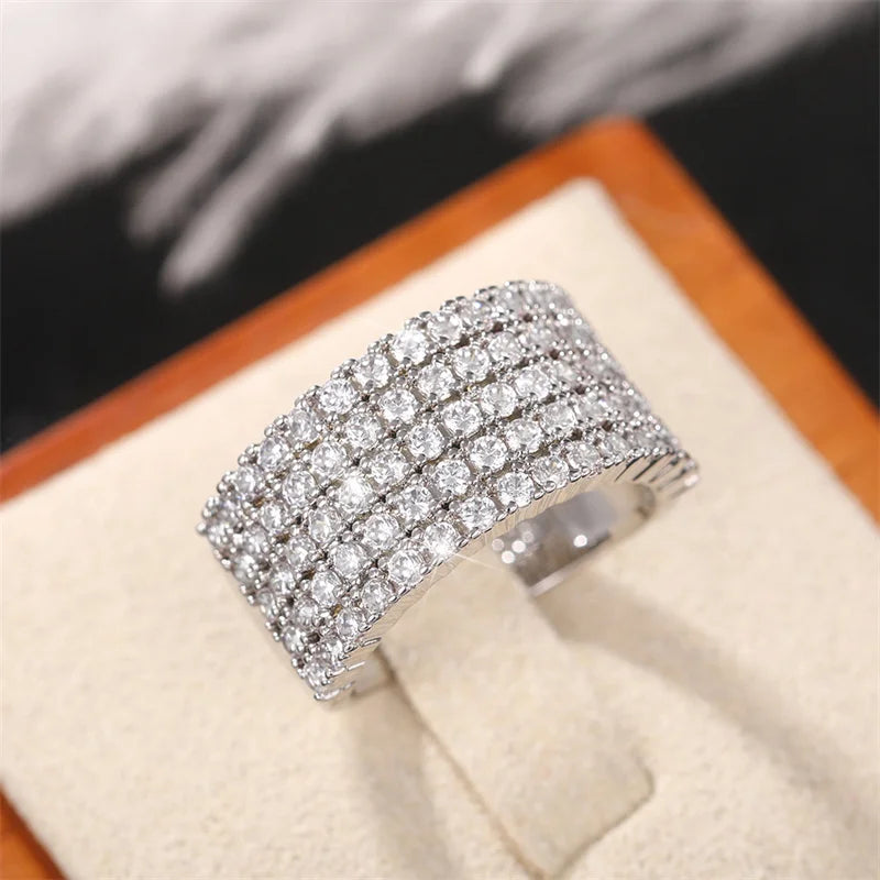Amelia Ring