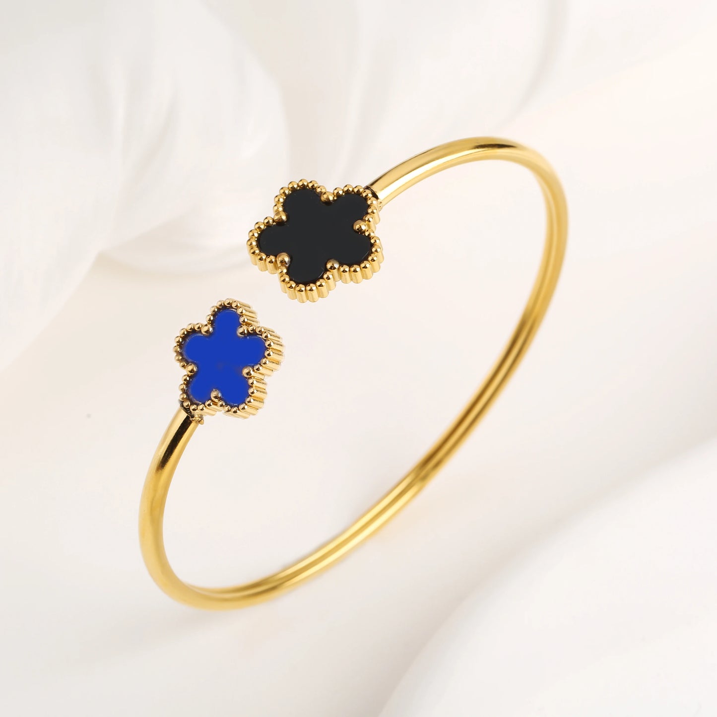 Five Leaf Flower Bangle
