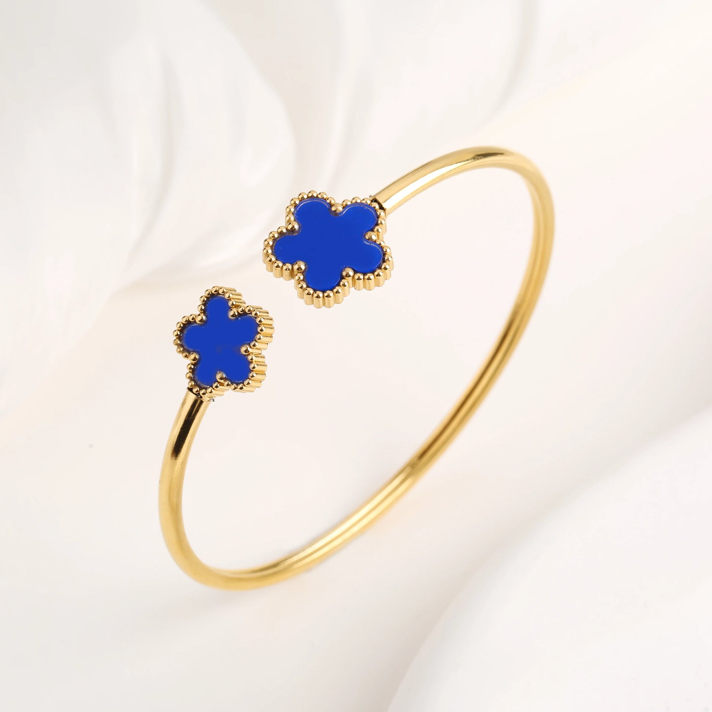 Five Leaf Flower Bangle