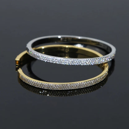 DÉJÀ BANGLE