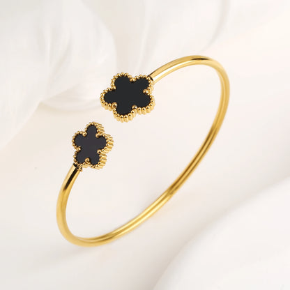 Five Leaf Flower Bangle