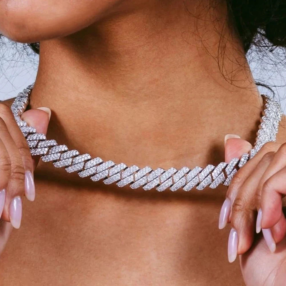 Amira Chain Necklace